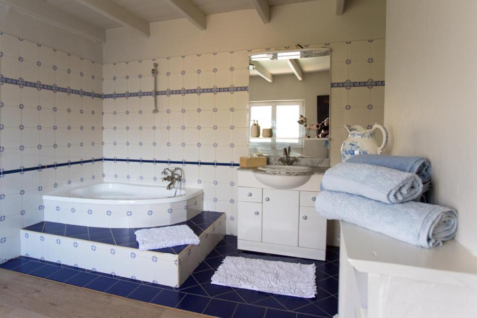 Maison Du Bois Saint-Antoine  ภายนอก รูปภาพ
