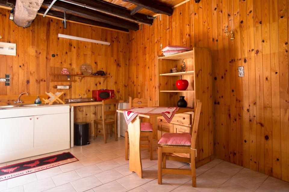 Maison Du Bois Saint-Antoine  ภายนอก รูปภาพ